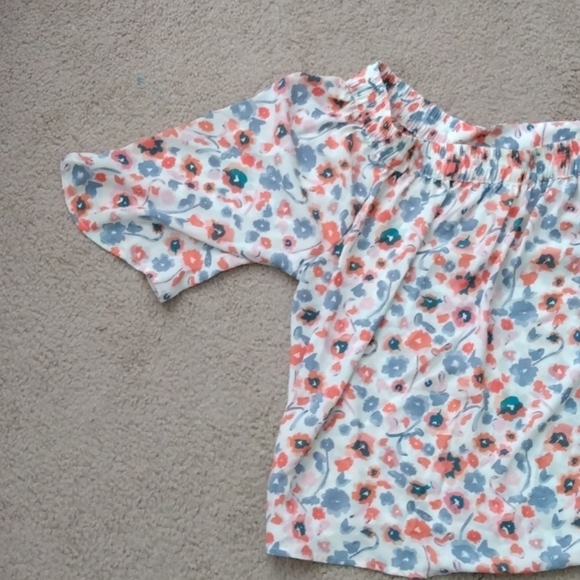 NWOT Elaine Rose Women's Off The Shoulder Top - Picture 2 of 10